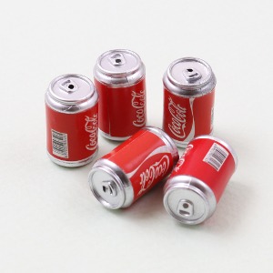 [아이디네256] 미니어처 검정 탄산 캔 5개입 탄산음료 냉장고 자석 장식 인테리어 소품 데코  모형